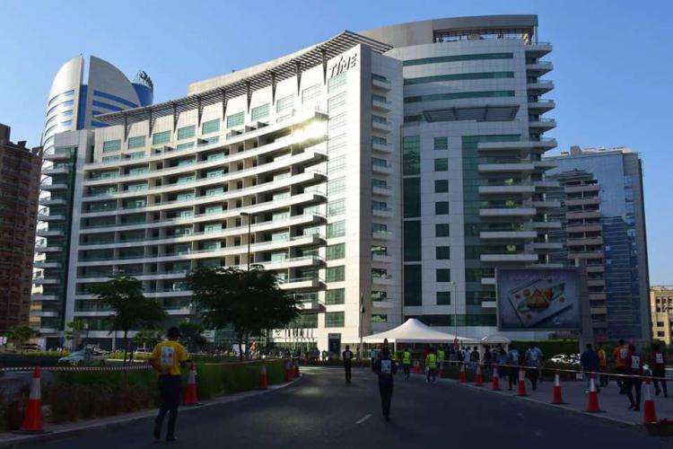 Time Oak Hotel and Suites