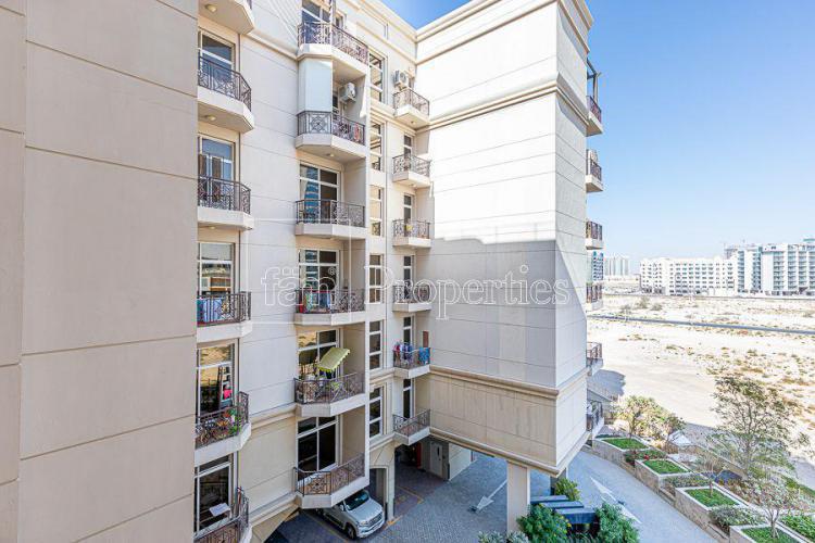 La Fontana, Dubai Building Guide