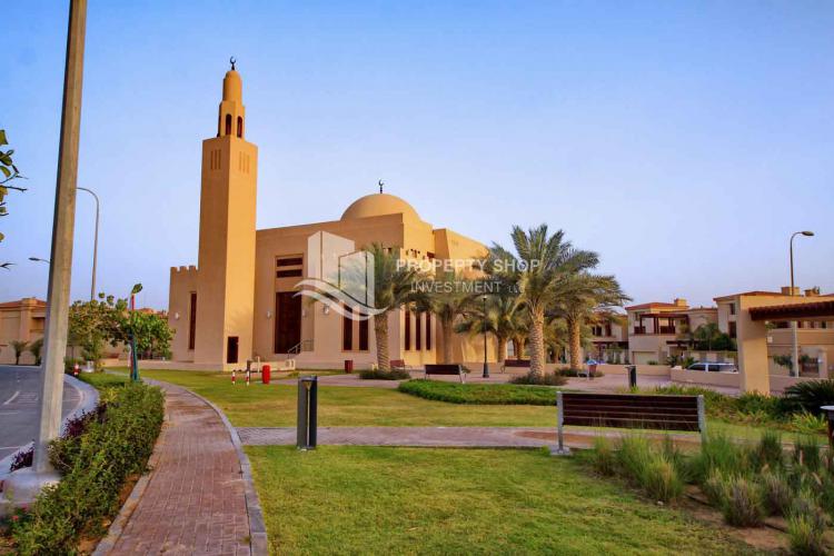 Narjis, Al Raha Golf Gardens
