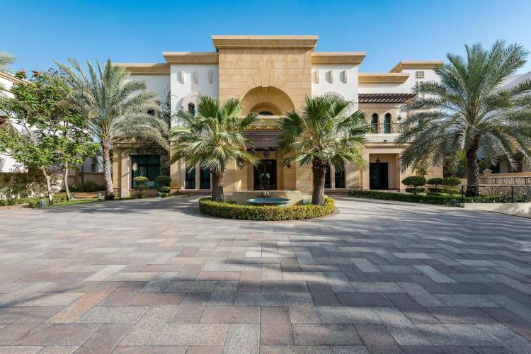Al Hambra Villas, Emirates Hills