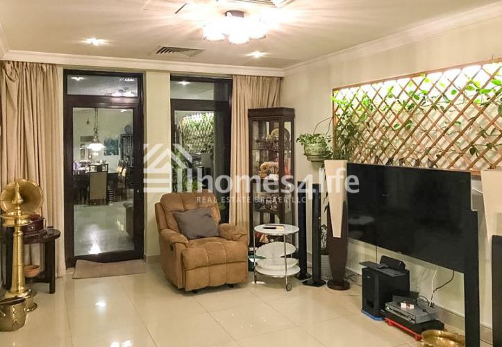 Mulberry Mansions, JVC