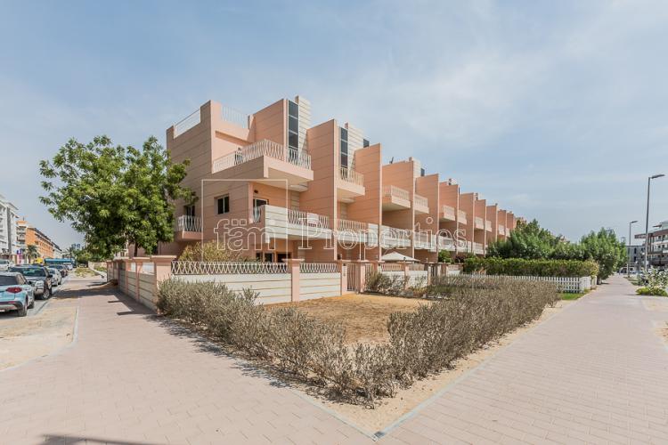 Lotus Park, Jumeirah Village Circle (JVC)